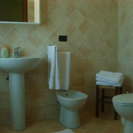 Cascina Longoria Alloggio per agriturismo *